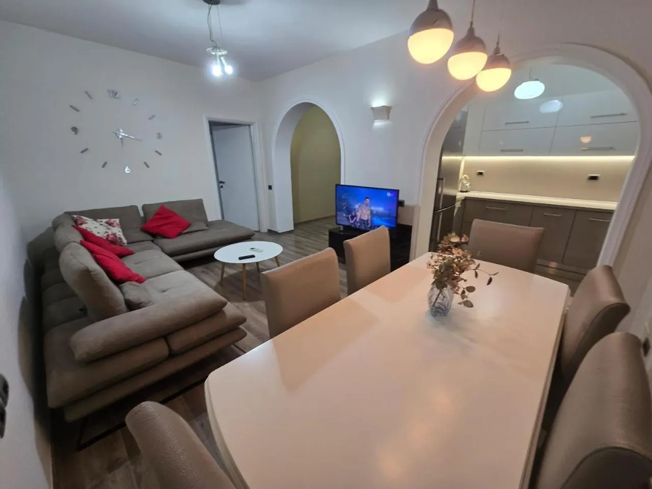 Chic Apartament Pazari I Ri New Bazaar 티라나